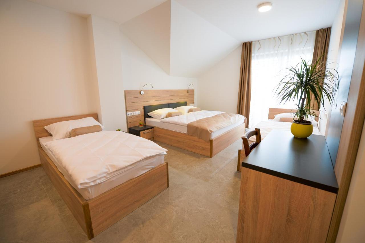 Hotel Baron Smlednik ภายนอก รูปภาพ