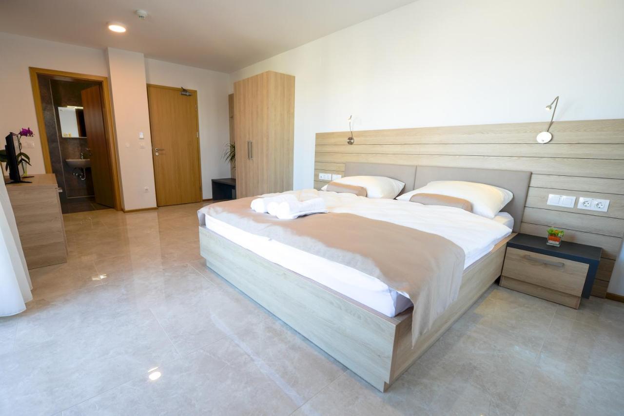 Hotel Baron Smlednik ภายนอก รูปภาพ