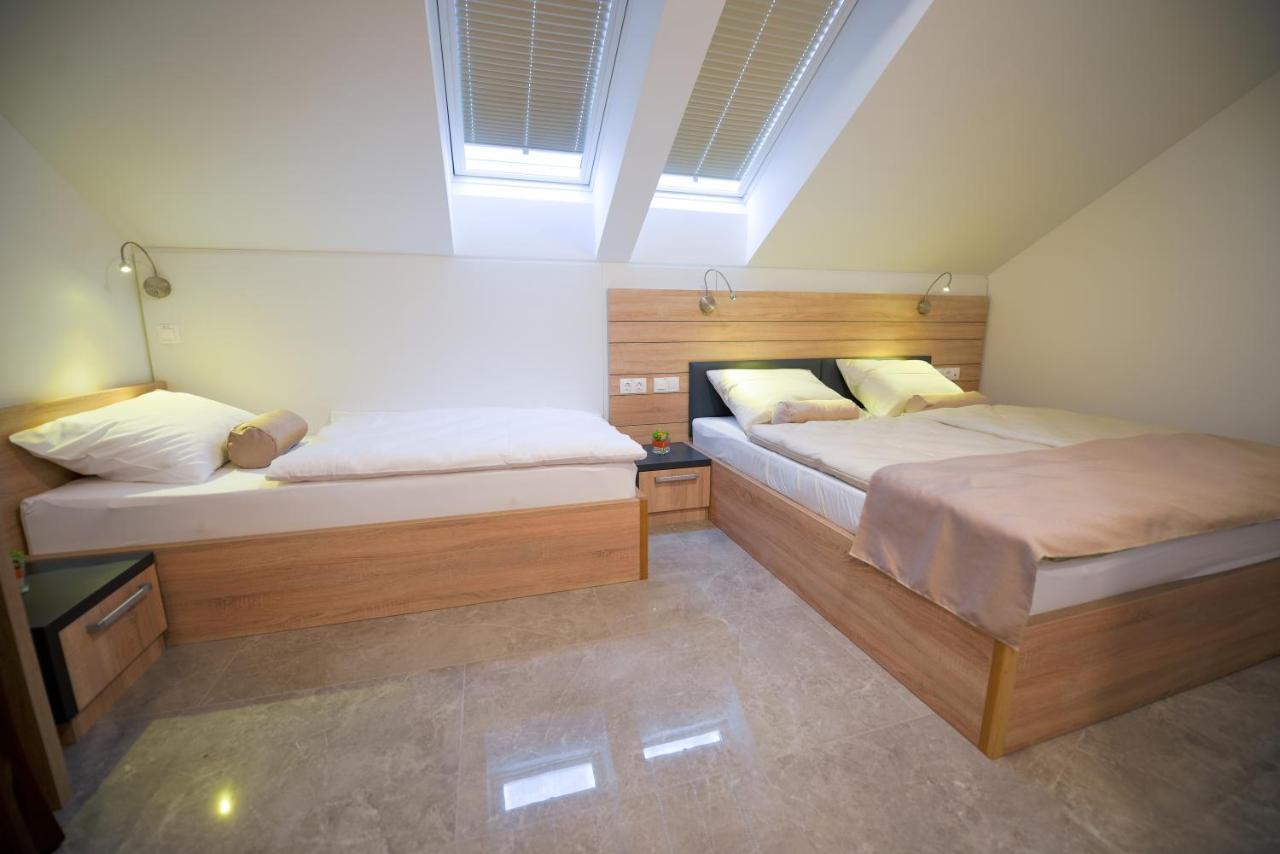 Hotel Baron Smlednik ภายนอก รูปภาพ